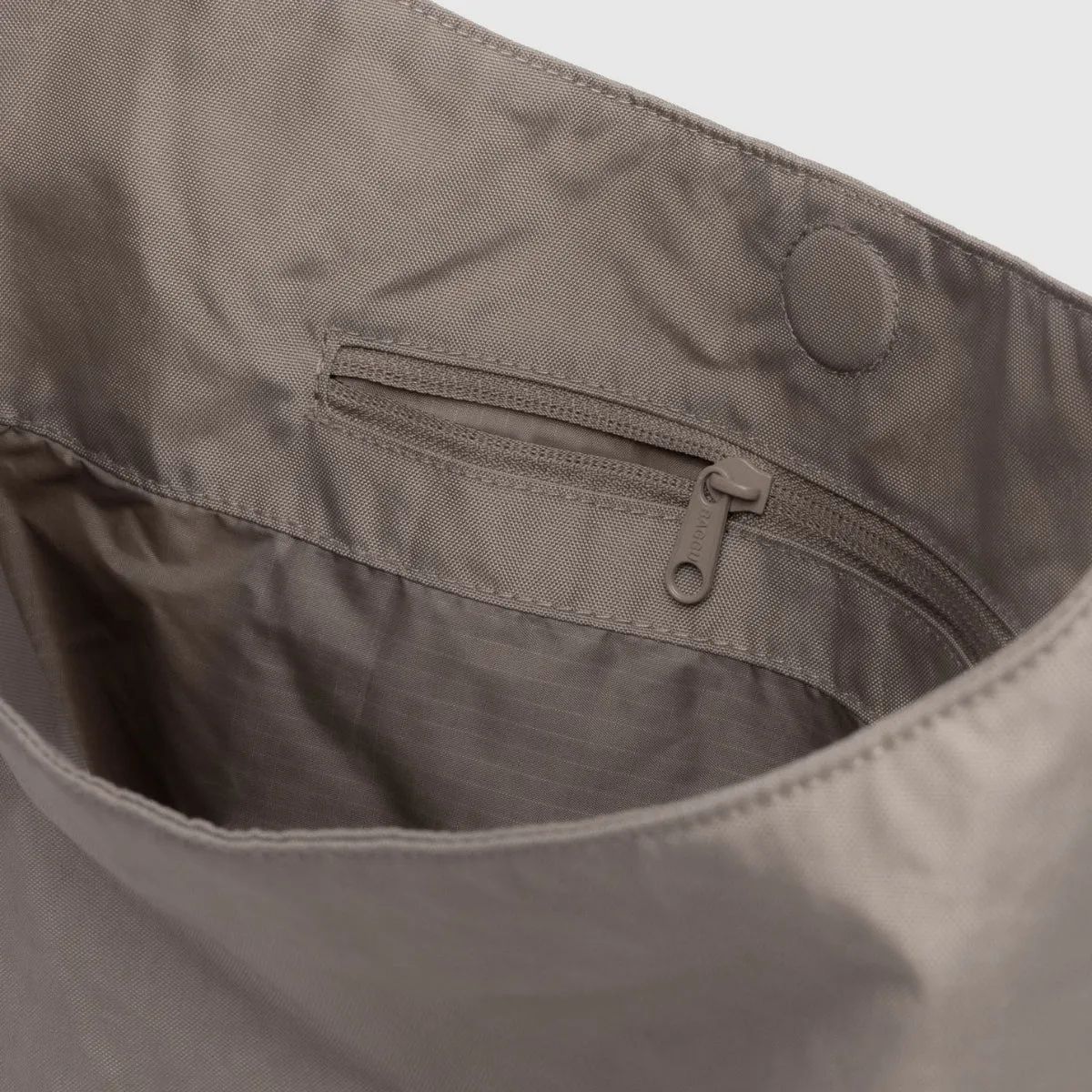 Baggu Large Nylon Sling in Dove