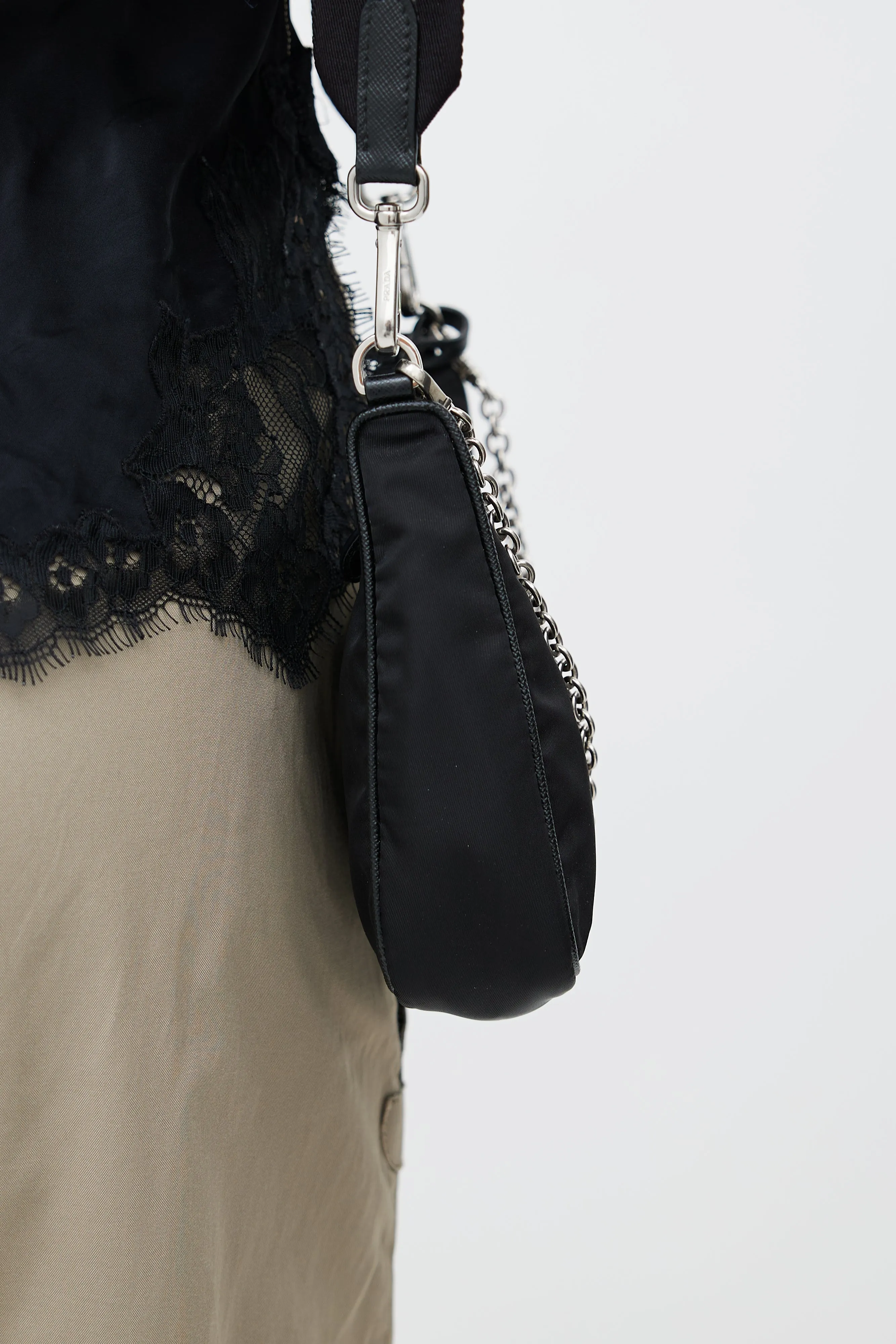 Black Re-Edition 2005 Mini Shoulder Bag