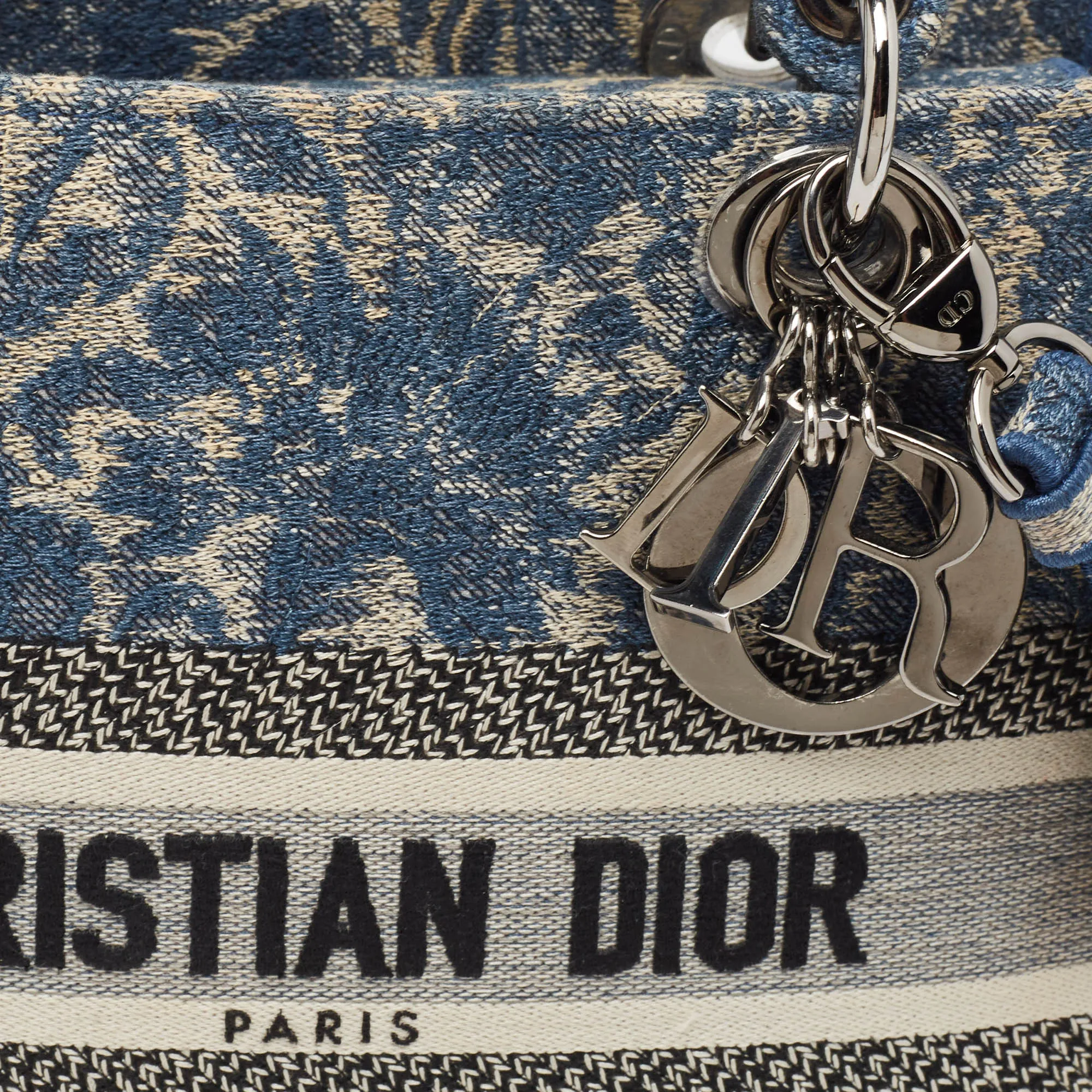 DIOR Blue Embroidered Canvas Medium Lady D-Lite Tote