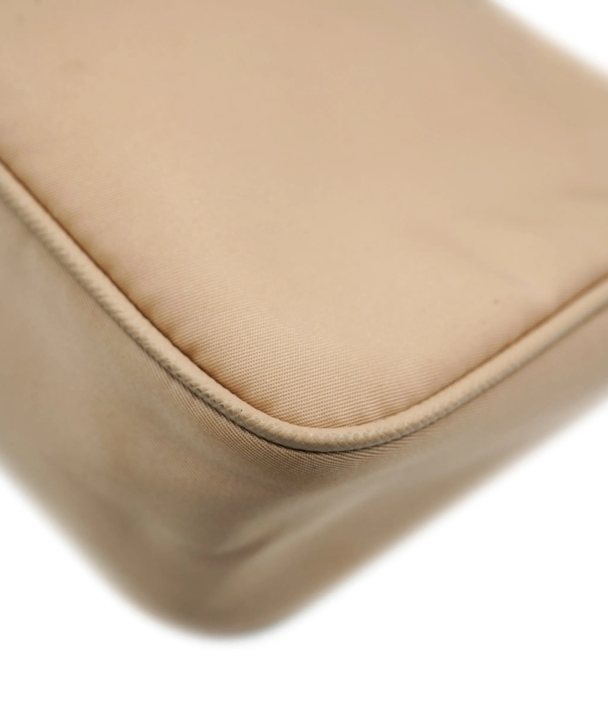 Prada Beige Re-Nylon Re-Edition 2005 ASC4191