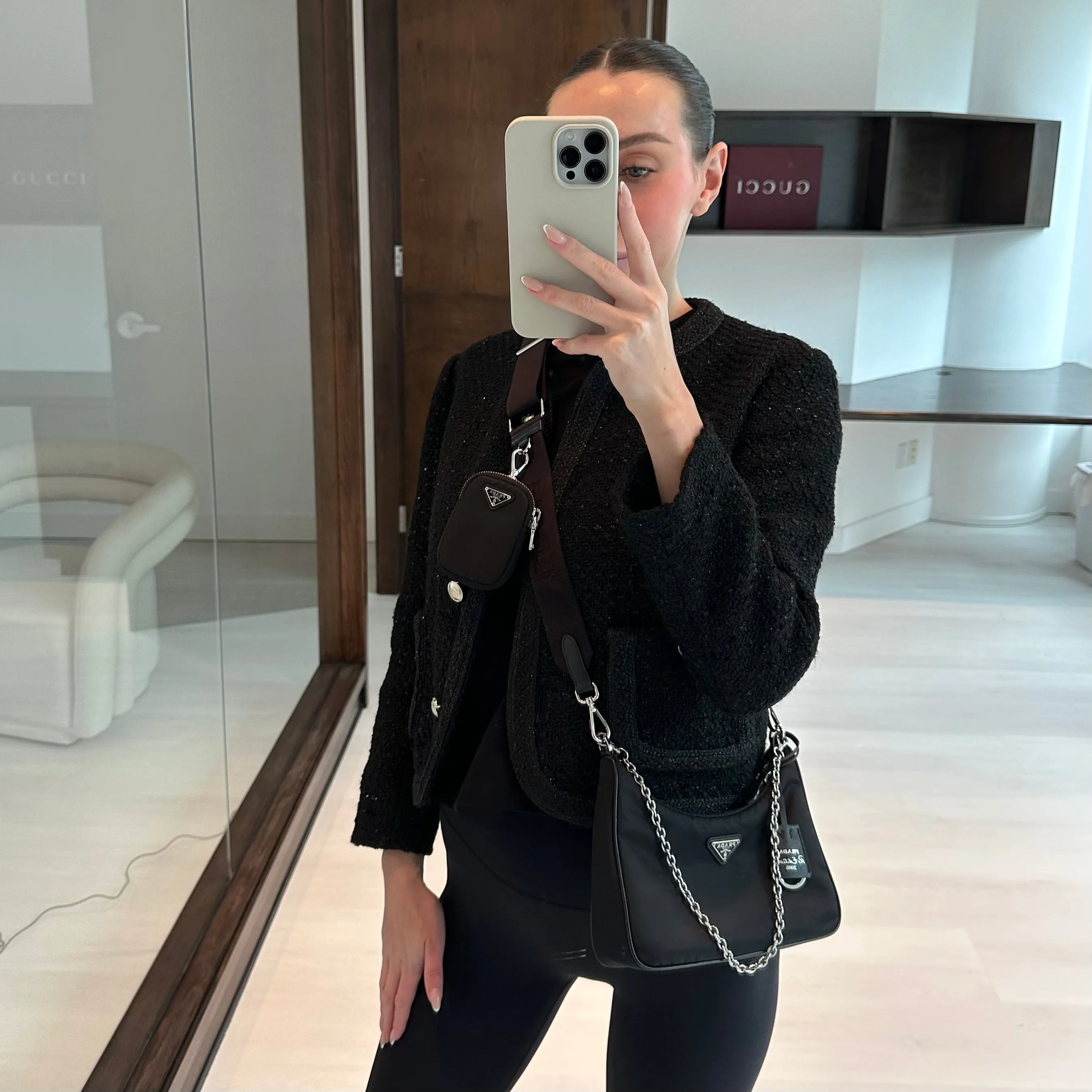 Prada Re-Edition 2005 Shoulder Bag Black