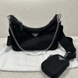 Prada Re-Edition 2005 Shoulder Bag Black