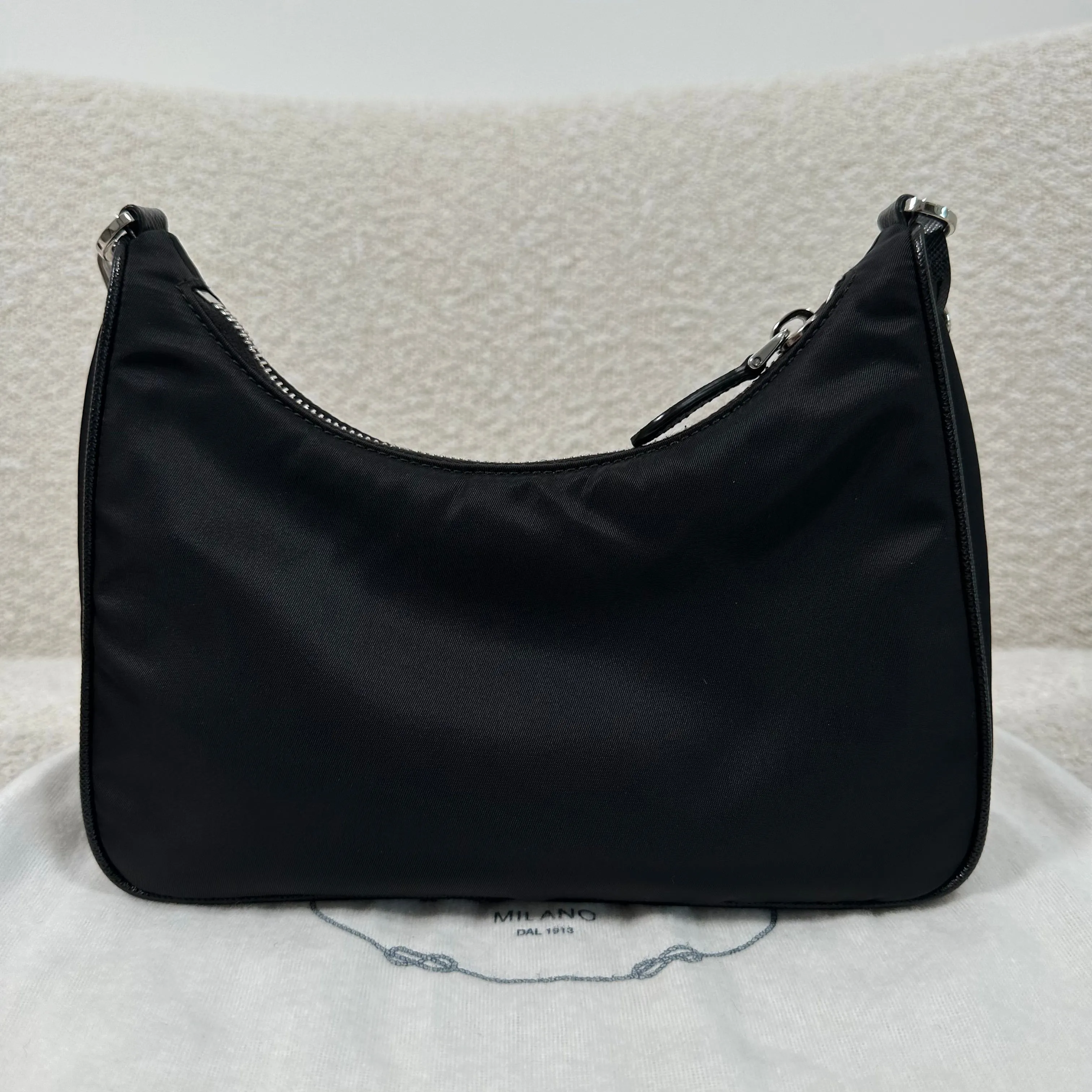Prada Re-Edition 2005 Shoulder Bag Black
