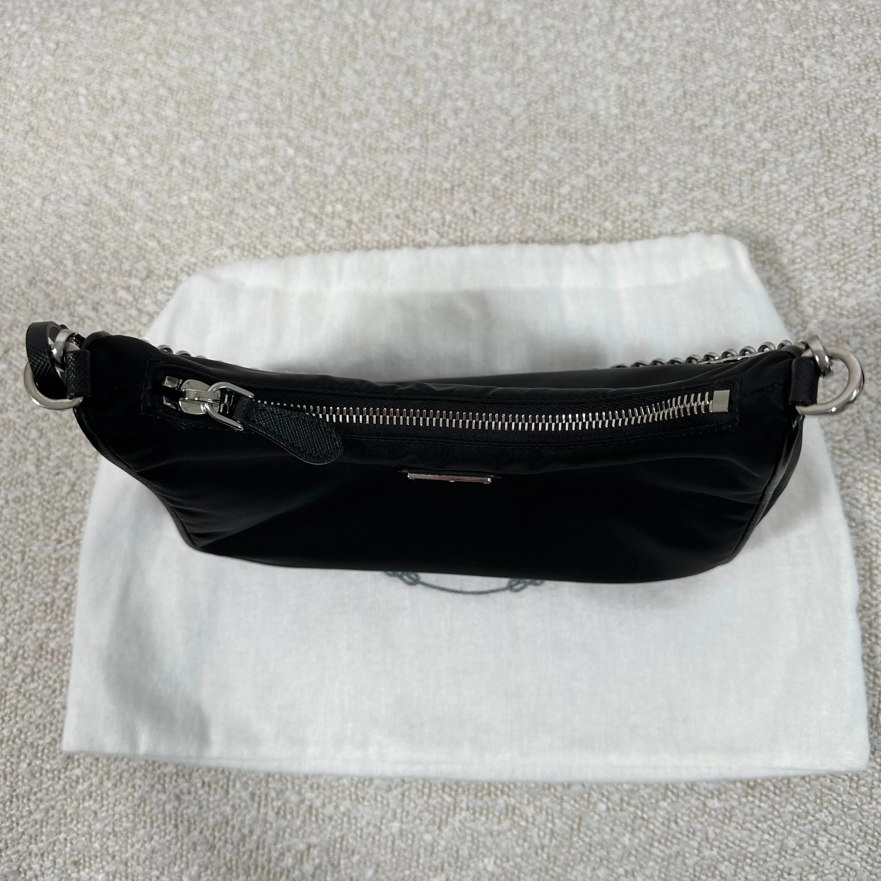 Prada Re-Edition 2005 Shoulder Bag Black