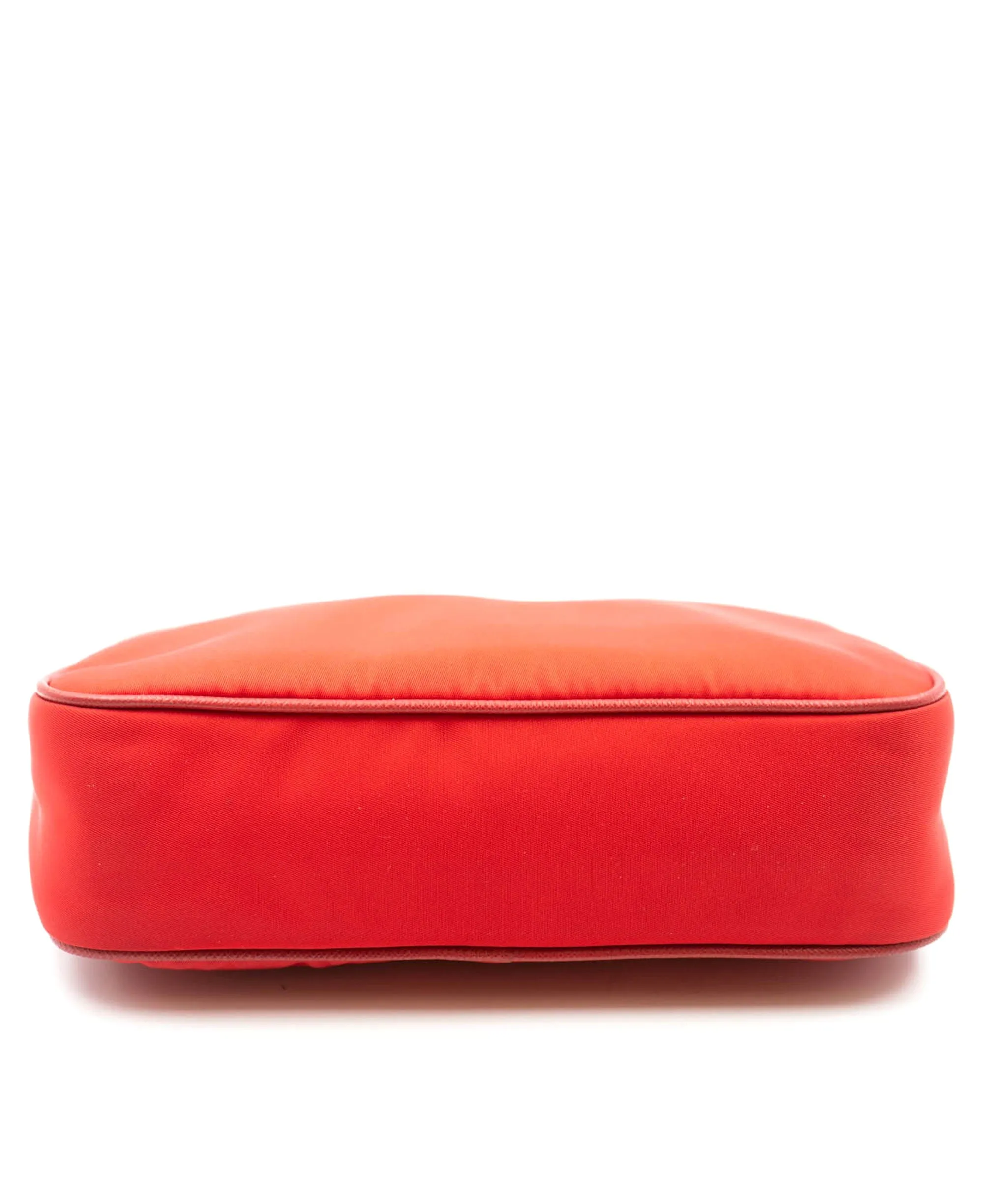 Prada red re edition 2005 bag  ASL4122